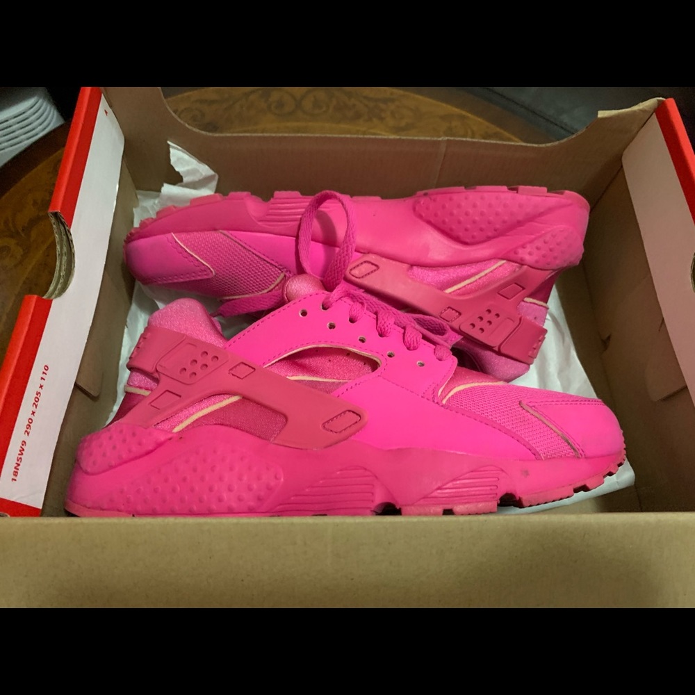Nike Huarache sneakers
